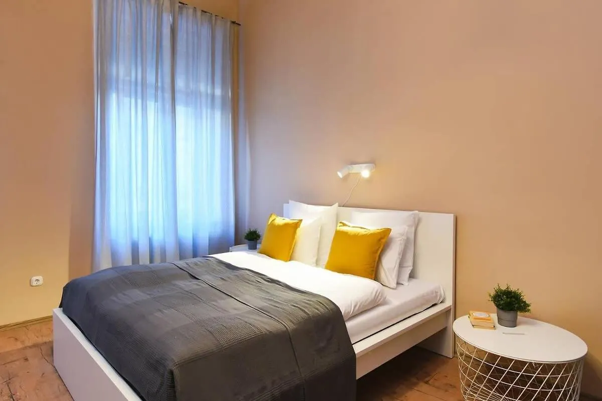 Very Central Very Spacious New Home 布达佩斯 0*,
